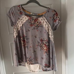 Jolt | M | Floral Gray Blouse